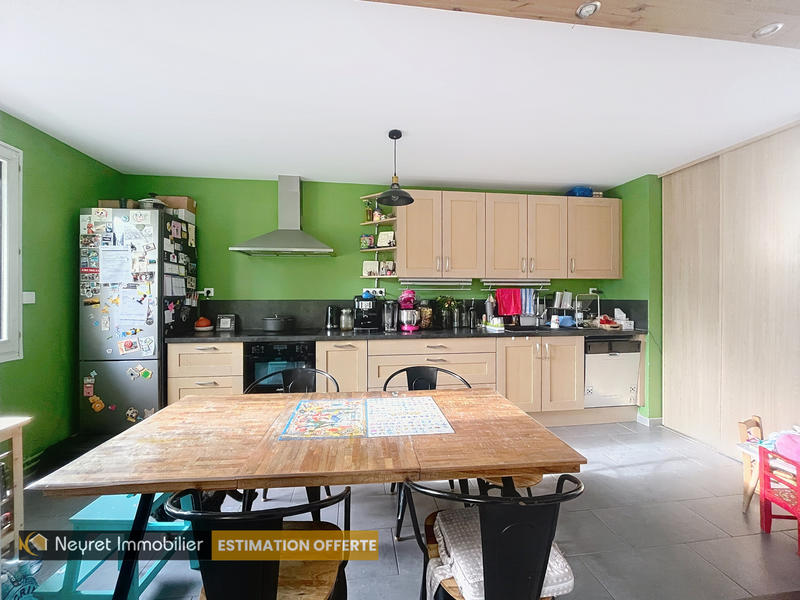 Appartement - 87 m² - 4 pièces