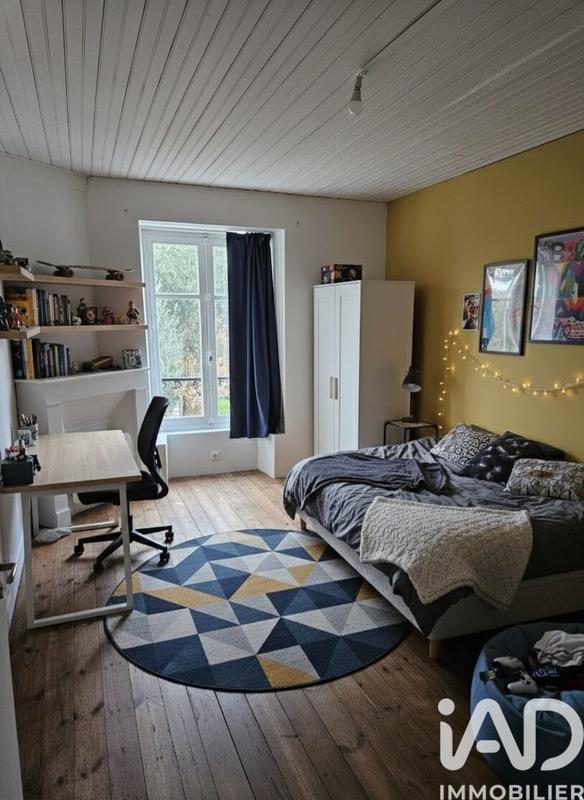 Maison - 197 m² - 7 pièces