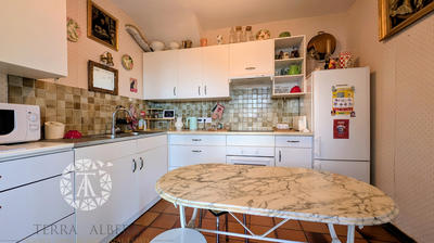 Villa - 90 m² - 4 pièces