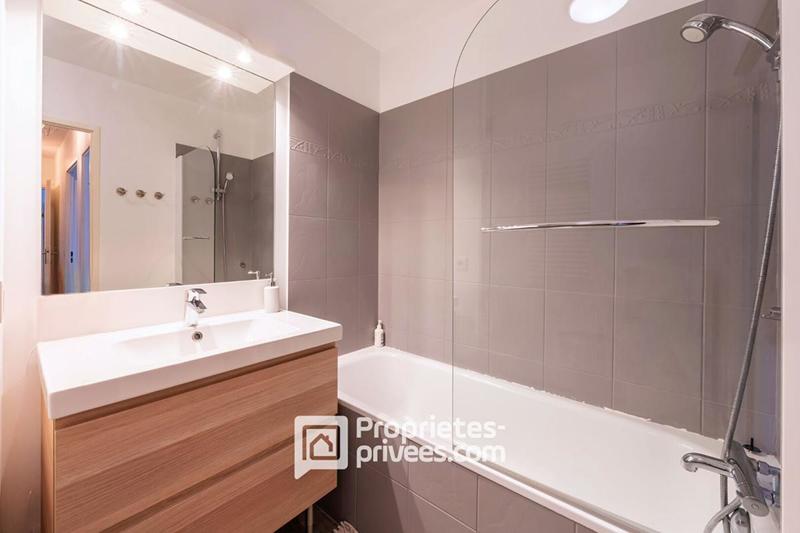 Appartement - 101 m² - 5 pièces