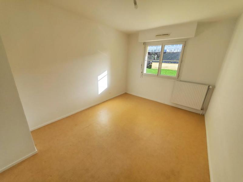 Appartement ancien - 86 m² - 4 pièces