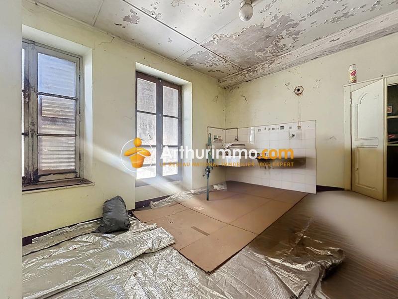 Maison - 180 m² - 7 pièces