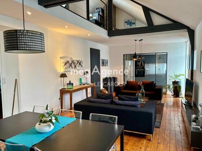 Appartement - 147 m² - 5 pièces