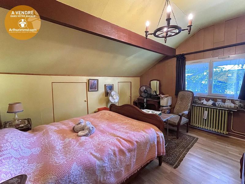 Maison - 167 m² - 7 pièces