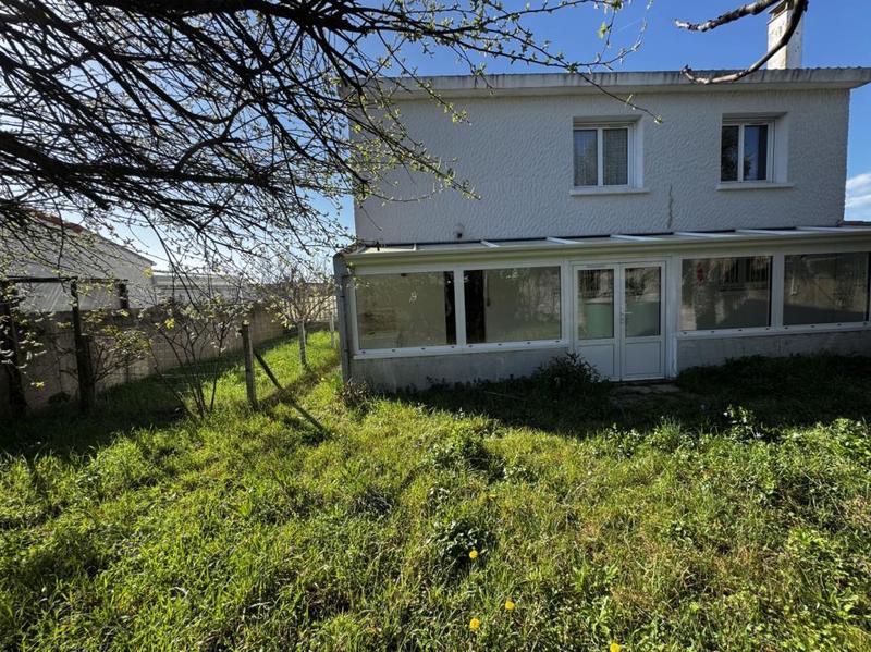 Maison - 121 m² - 5 pièces