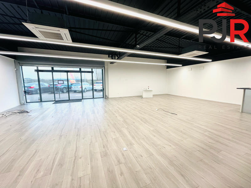 Local commercial - 284 m²