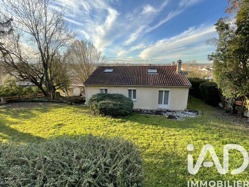 Maison - 99 m² - 4 pièces