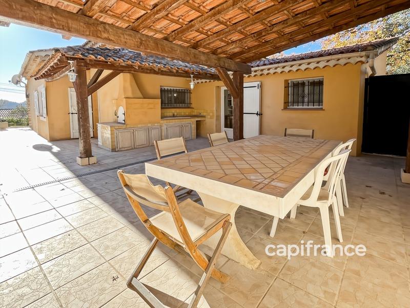 Villa - 142 m² - 5 pièces