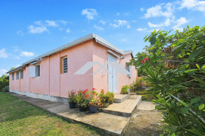 Maison - 104 m² - 5 pièces