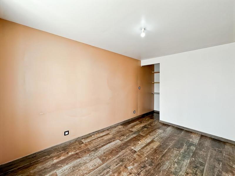 Maison - 102 m² - 6 pièces