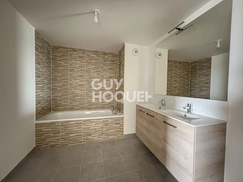 Appartement - 81 m² - 4 pièces