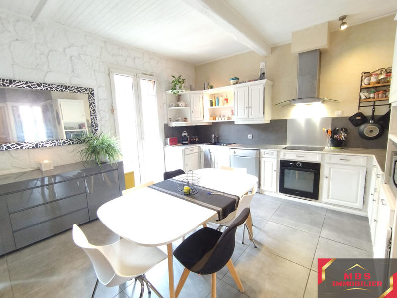 Maison de village - 133 m² - 5 pièces