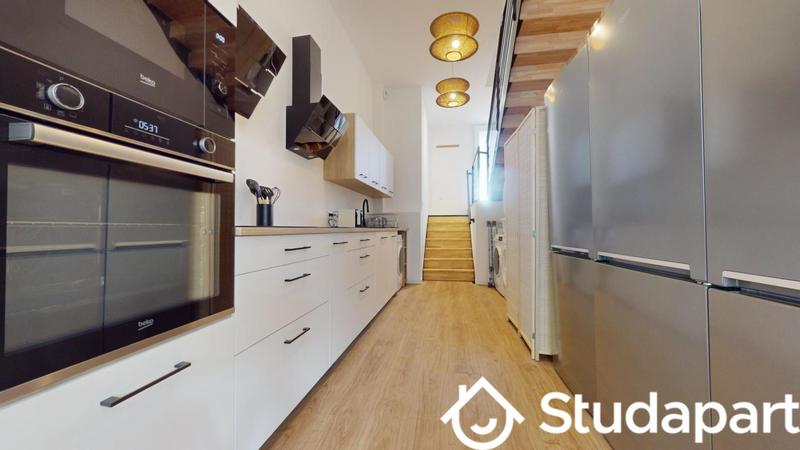 Chambre - 11 m² - 1 pièce