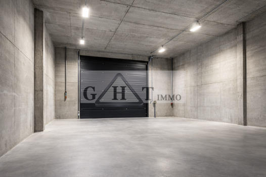 Entrepôt - 270 m²