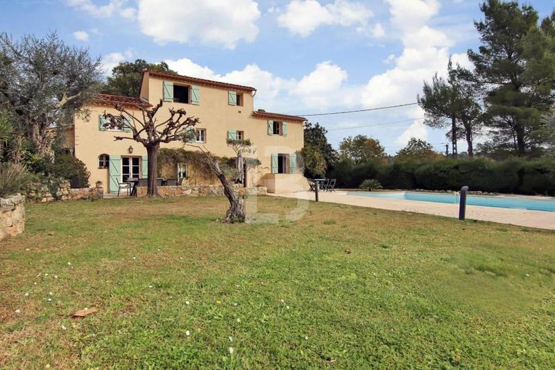 Mas - 161 m² - 7 pièces