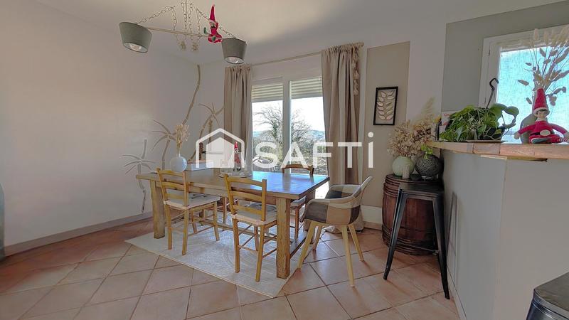 Maison - 114 m² - 5 pièces