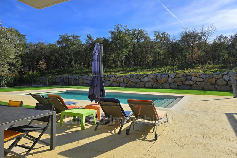 Villa - 280 m² - 5 pièces