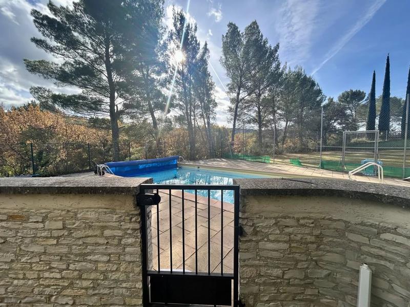 Appartement - 80 m² - 3 pièces