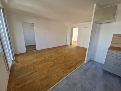 Appartement - 65 m² - 4 pièces