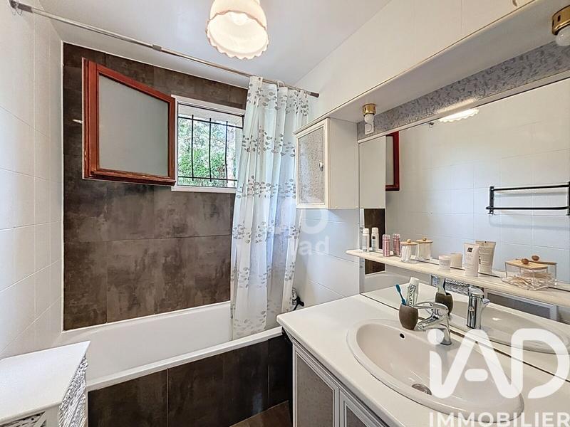 Maison - 100 m² - 6 pièces