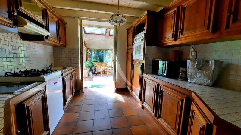 Maison - 169 m² - 6 pièces