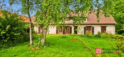 Maison - 216 m² - 7 pièces