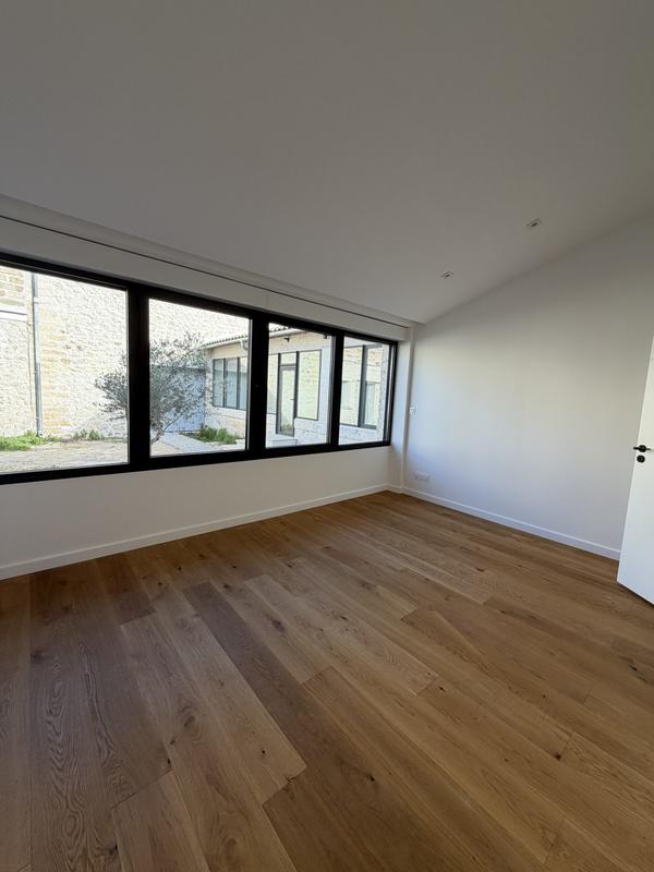 Maison - 100 m² - 3 pièces