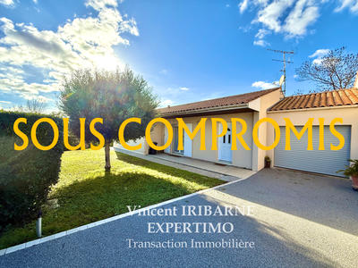 Maison - 93 m² - 4 pièces