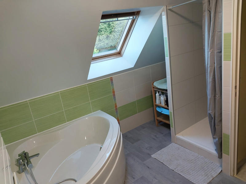 Maison - 210 m² - 8 pièces