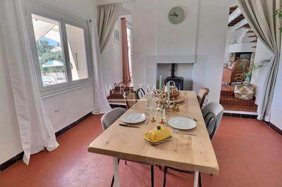 Villa - 150 m² - 7 pièces