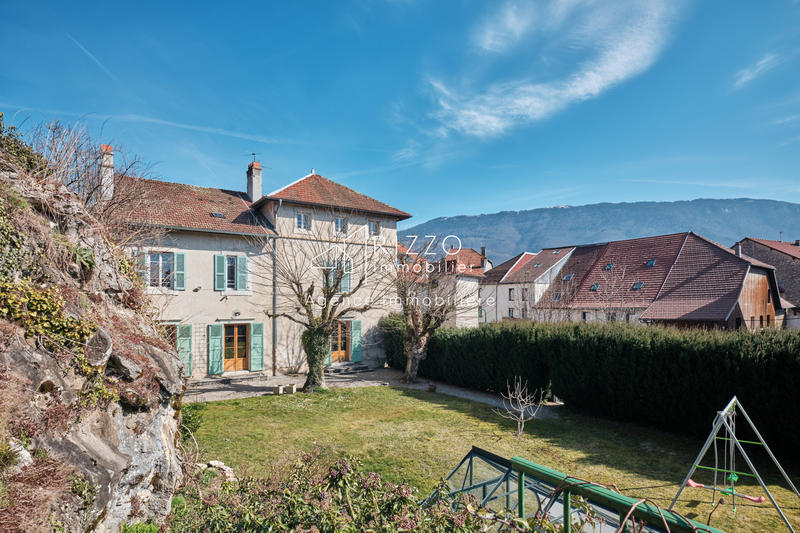 Bastide - 313 m² - 10 pièces