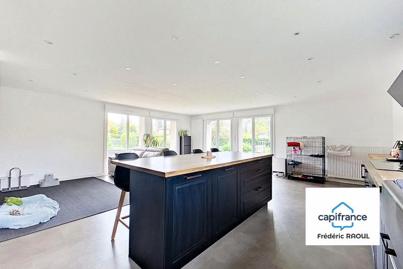 Maison - 180 m² - 6 pièces