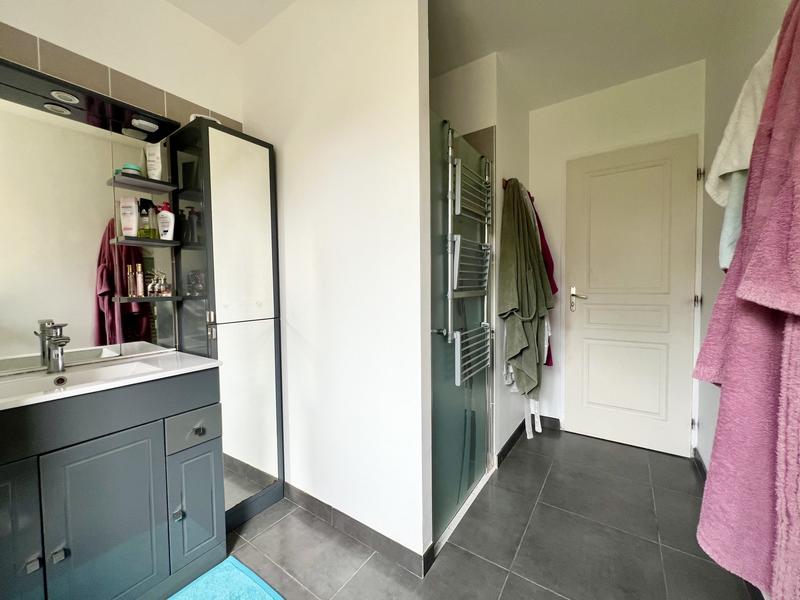 Maison contemporaine - 180 m² - 7 pièces