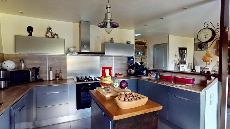 Maison en pierre - 110 m² - 4 pièces