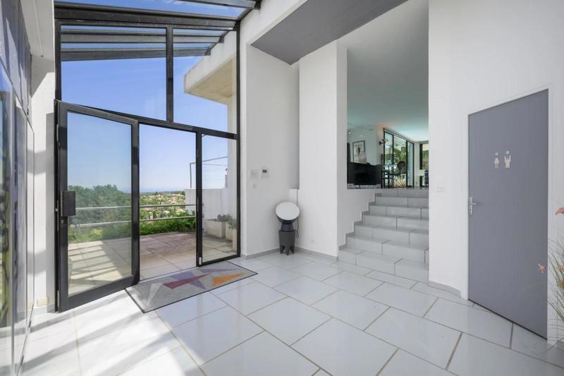 Maison - 160 m² - 5 pièces