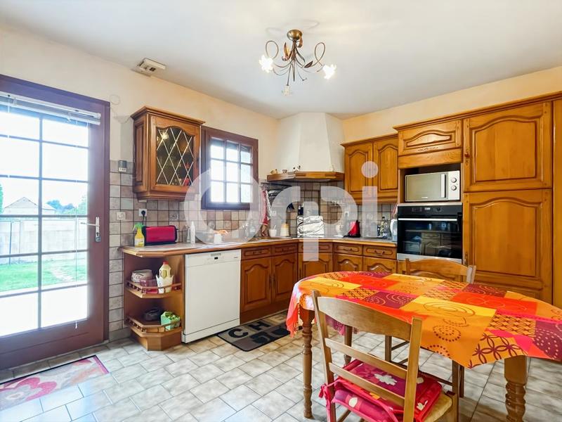 Maison - 216 m² - 6 pièces