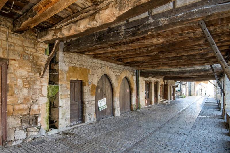 Maison - 180 m² - 6 pièces