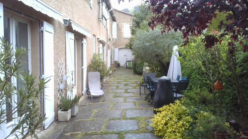 Maison de village - 88 m² - 5 pièces