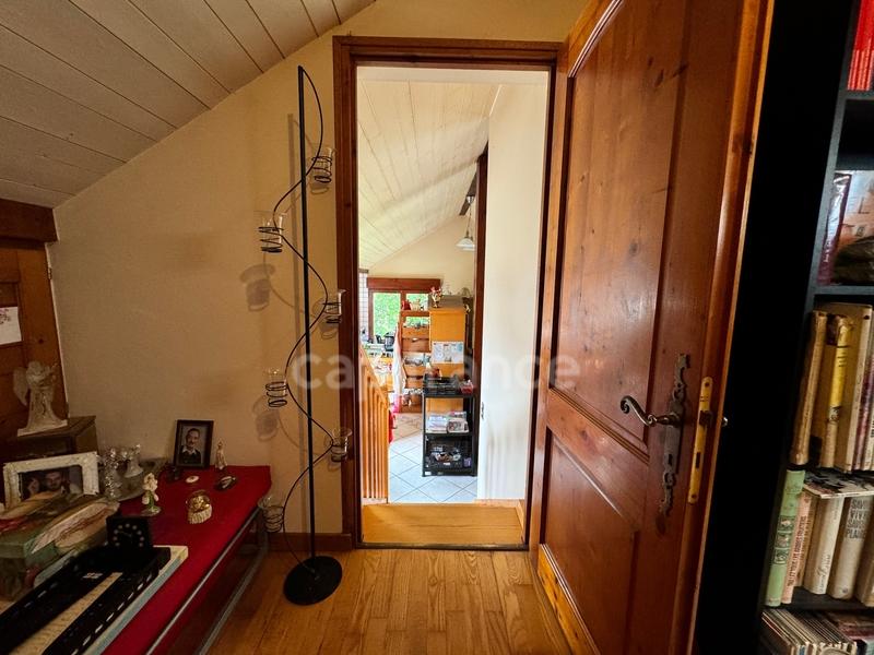 Local artisanal - 223 m² - 4 pièces