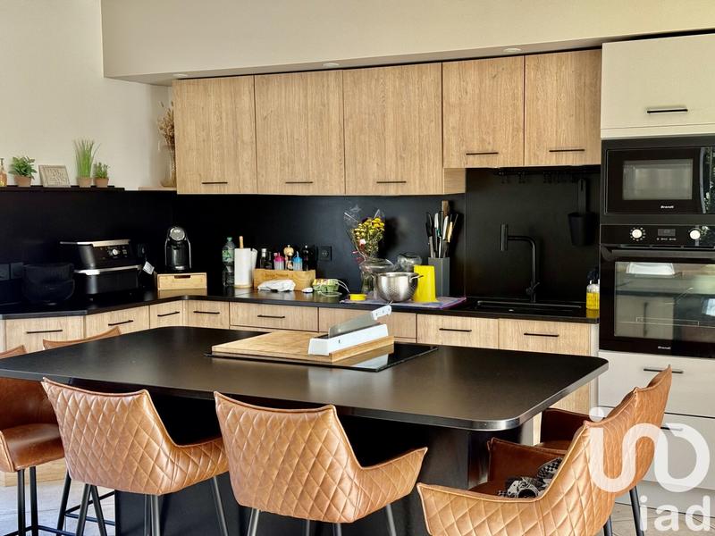 Maison - 225 m² - 5 pièces