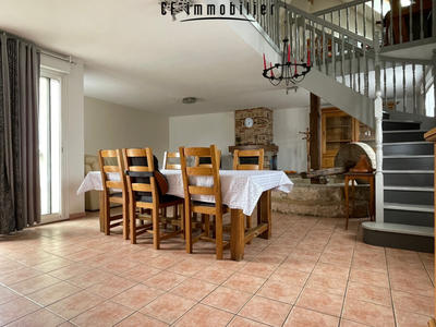 Maison - 150 m² - 6 pièces
