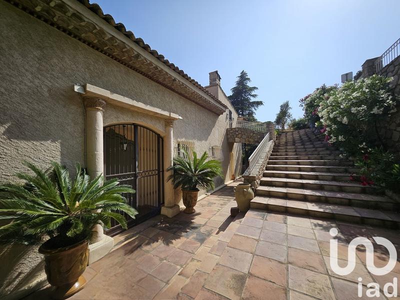 Appartement - 132 m² - 5 pièces