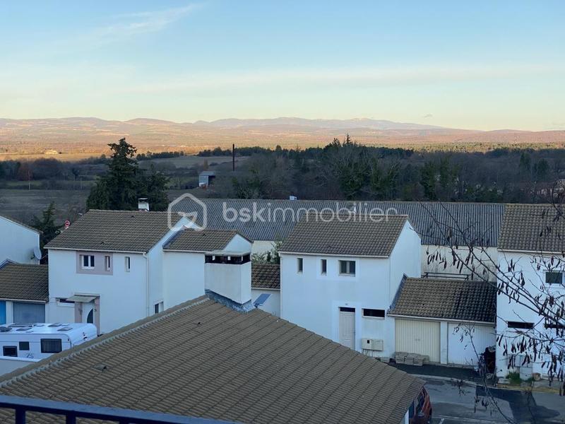 Appartement - 77 m² - 3 pièces