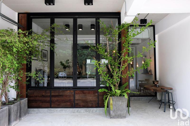 Local commercial - 140 m²