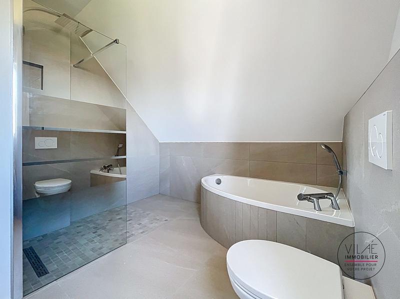 Maison - 125 m² - 5 pièces