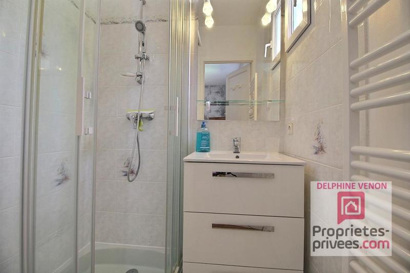 Maison - 177 m² - 6 pièces