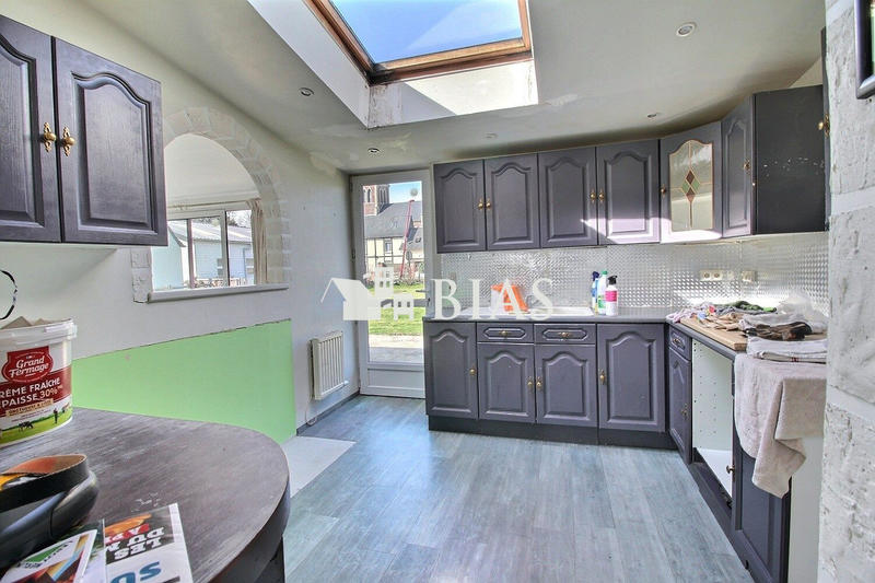 Maison ancienne - 203 m² - 11 pièces