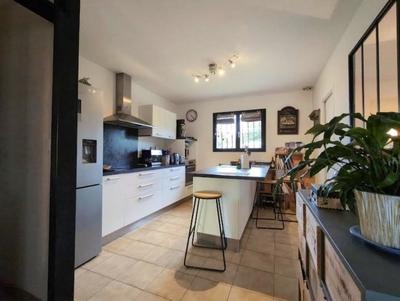 Maison - 88 m² - 5 pièces