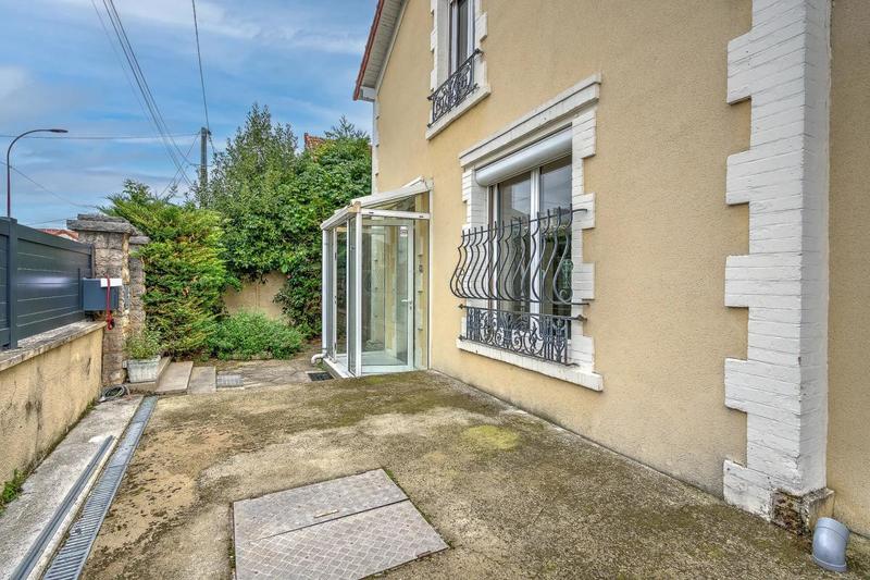 Maison - 120 m² - 5 pièces