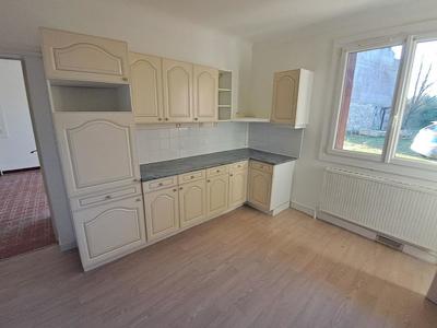 Villa - 180 m² - 8 pièces